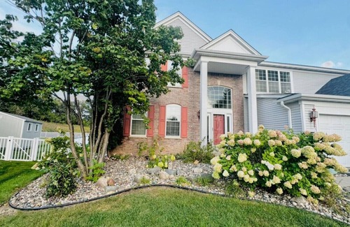 Cottage Grove House | Minnesota Timber Ridge: Cottage Grove and Woodbury Suburbs of Saint Paul