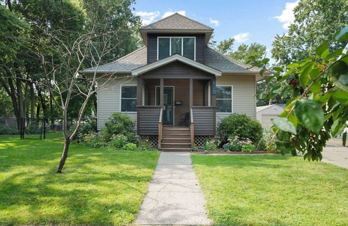West Side House | MINNeSTAY* Cherokee Park