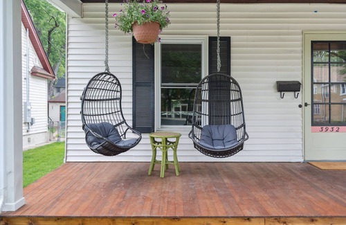 Kingfield House | MINNeSTAY* Retro Haus