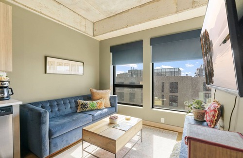 Warehouse District Apartment | MINNeSTAY* Sable 601 North Loop