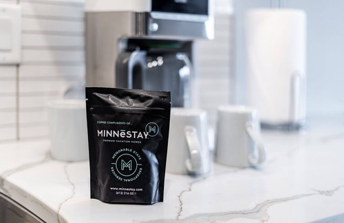 Warehouse District Apartment | MINNeSTAY* Sable 703