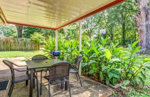 Whitehaven House | Mins to Graceland & Airport- Whitehaven Hideaway