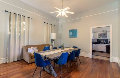 Columbus House | Mins to Riverwalk & Downtown - Mighty Mildred