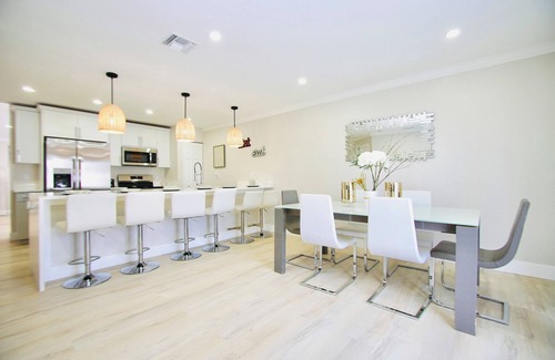 Delray Beach House | Mins to the beach, avenue, restaurant's and nightlife!