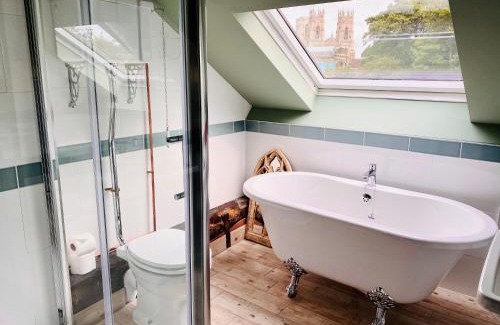 Bootham House | Minster Walk Guesthouse