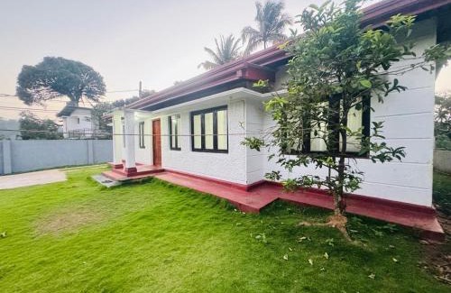Tennekumbura Villa | Minthula Villa