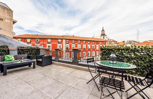 Barrio de La Latina Apartment | MintyStay - La Latina Terrace 3 BD