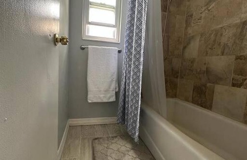 Largo House | Minutes away from Clearwater beach