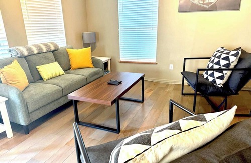 St. Augustine House | Minutes away from the beach and walking distance into town