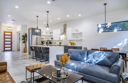 Government Hill House | Minutes from Downtown, Alamodome, Weekend Farmers Market