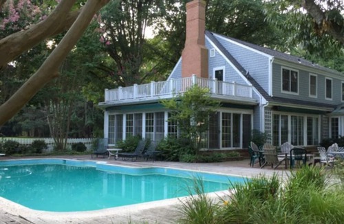 Oxford House | Minutes from Downtown Oxford and Easton | Pool | Private Dock | Pet Friendly | K