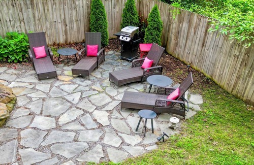 Oakley House | Minutes From Downtown Asheville!