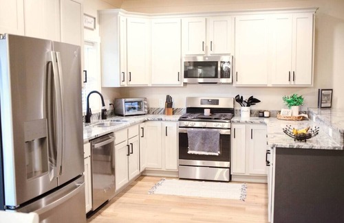 Sevierville House | Minutes From Gatlinburg, Pigeon Forge, Game Room!