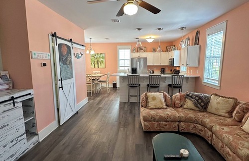 Port St. Joe Cottage | Minutes from sandy beaches. In gated community with pools, hot tub, fitness room