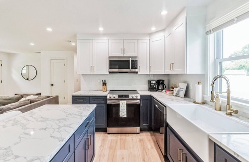 Southampton House | Minutes from the beach, brand new 4 bedroom