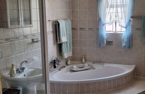 Boknes Strand House | Minutes to beach Addo Elephant National Park Marine Protected Areaer