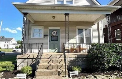 Sandusky House | Minutes to Cedar Point- 5 Beds