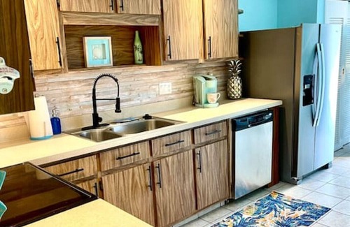 Caloosahatchee House | Minutes to Downtown Cape Coral - Beautiful South Cape Coral