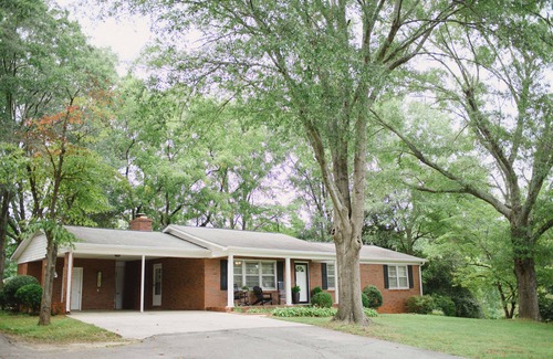 Greer House | Minutes to Greer, Greenville, Spartanburg South Carolina