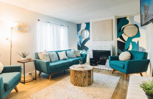 Joshua Tree House | Minutes to JT National Park, Hot Tub & Game Room