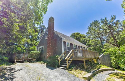 Eastham House | Minutes to Oceanside Beaches