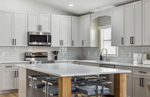 Lake Davenport Estates House | Minutes to Parks/Pets Friendly/Game Room