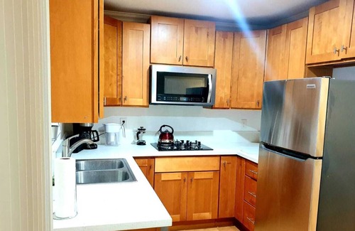 Central San Pedro House | Minutes to The Cabrillo Beach.