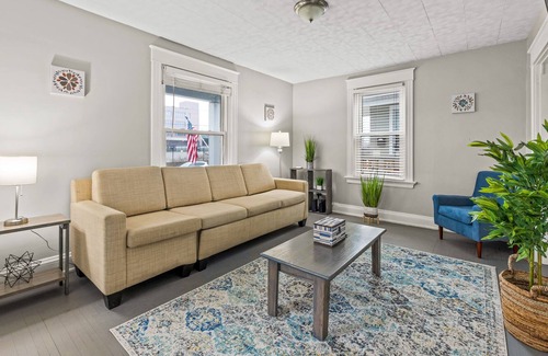 Norwood House | Minutes to Xavier & Downtown! Nestled in Norwood