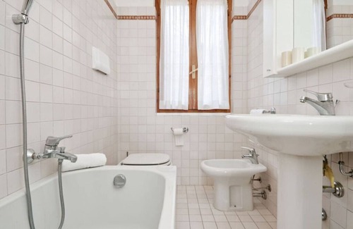 Lonato del Garda Villa | Mira - Exclusive Holigarda