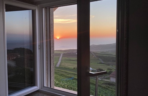 Frije House | Mirador do Faro Touriñán