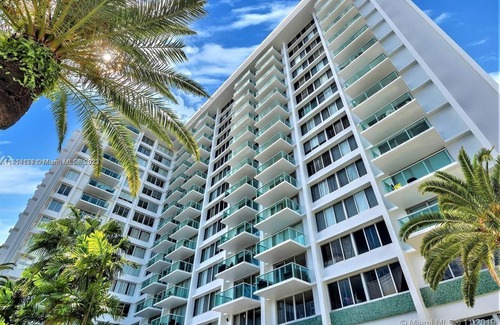 South Beach Apartment | MIRADOR South 1 bed balcony direct bay view