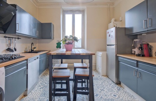 Perigueux Apartment | Miraflores – Spacious and Elegant Apartment in the Heart of Périgueux with Wi-Fi