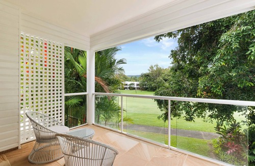 Port Douglas Villa | Mirage Resort Villa 422 with access to Sheraton Facilities