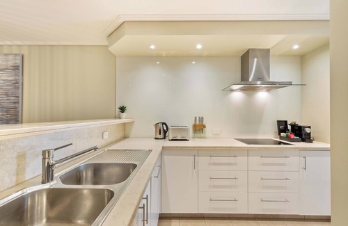 Port Douglas Villa | Mirage Resort Villa 428
