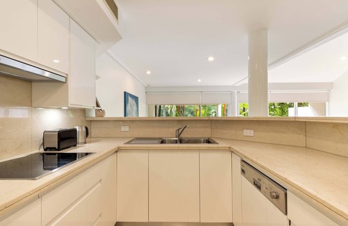 Port Douglas Villa | Mirage Resort Villa 446 with access to Sheraton Facilities
