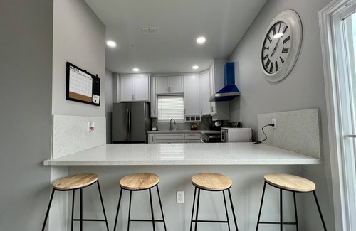 Brownsville Condo | Miramar #1 - Modern & Spacious 3BD/3BA - WiFi