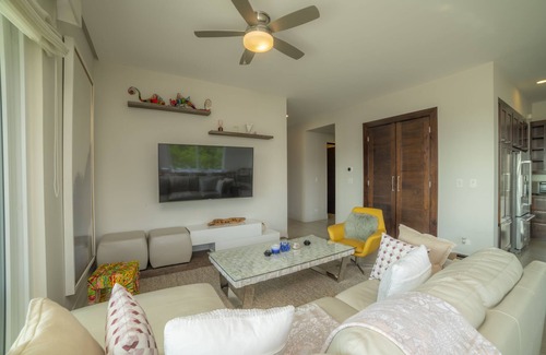 Jaco Condo | Miramar 5D 3 bdr Ocean View in Los Suenos