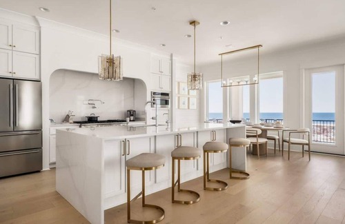 Ono Island House | Miramare - Beachfront Luxury w/Pool & Elevator