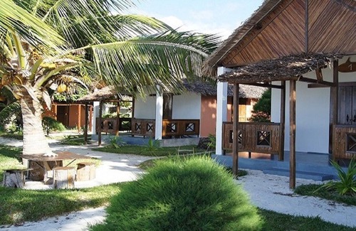 Nosy Boraha House | Mirana Plage BUNGALOW DU LAGON BLEU