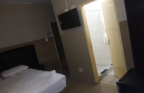 Greater Johannesburg Metropolitan Area Bed & Breakfast | MIRATON EASTGATE SUITES