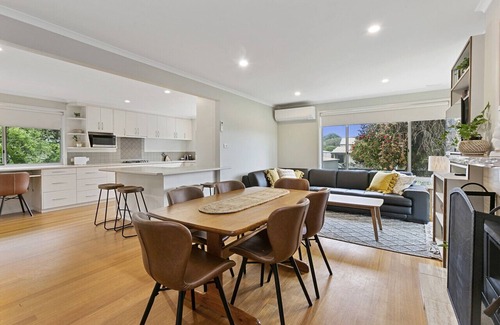 Apollo Bay House | Miren Cottage Holiday Home Free Wi-Fi