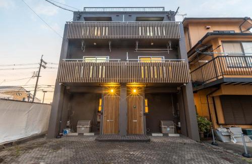 Fushimi Apartment | Miro Fusimiinari Tei South