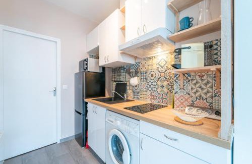 Petit-Ivry Apartment | Miroir en Lumière - Studio à 10min du 13e Paris