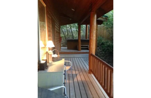 Samak Apartment | Mirror Lake Layover