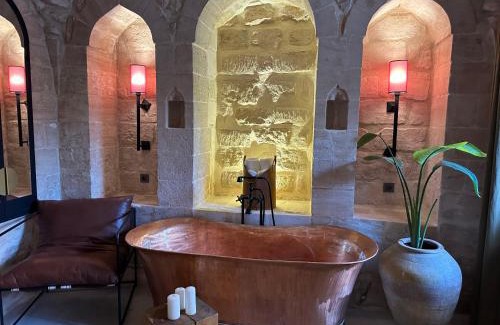 Artuklu Hotel | Mirsoum Han