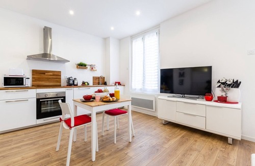 Hotel-de-Ville Apartment | Misirlou - Grand studio près du Vieux-Port