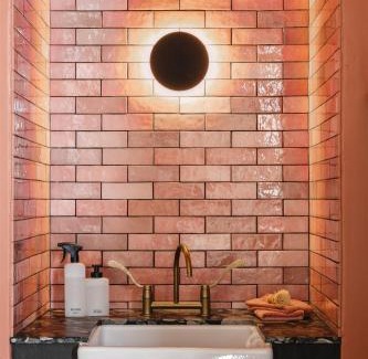 New Farm Apartment | Miss Midgley's - Locker Room