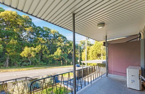 North Ryde House | Miss. Orange's Base in Ryde