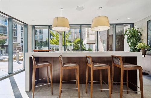 Mission Bay Apartment | Mission Bay 1 BR w/Office by Anyplace - 11668