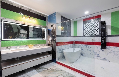 Loughman House | MISSION TO MARS EXTREME PRIVATE ATTRACTION VACATION HOME